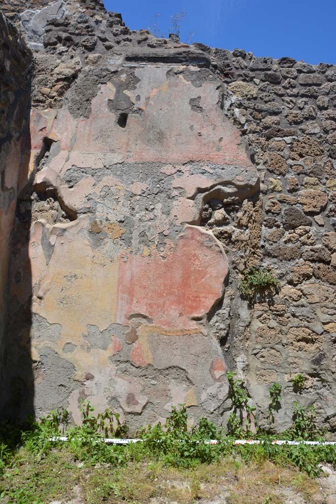 IX.5.14 Pompeii. May 2017. Room “L”, north wall at west end.
Foto Christian Beck, ERC Grant 681269 DÉCOR.
