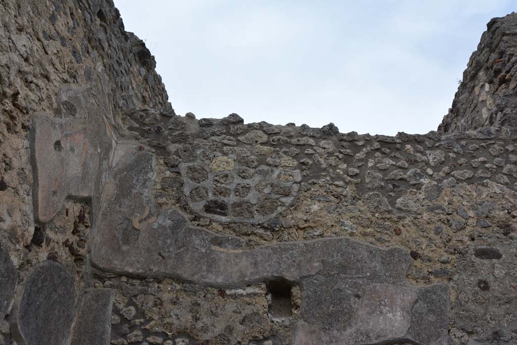 IX.5.14 Pompeii. May 2017. North ala “e”, looking towards upper east wall.
Foto Christian Beck, ERC Grant 681269 DÉCOR.
