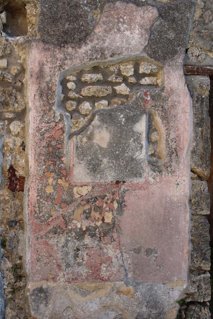 IX.5.14 Pompeii. May 2019. 
Room “e”, north ala, east wall, site of painting of Theseus and Ariadne with the Minotaur, next to doorway into room “d”.
Foto Christian Beck, ERC Grant 681269 DÉCOR.
