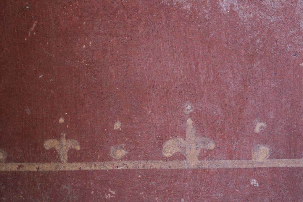 IX.5.16 Pompeii. May 2019. Room “g”, detail of painted border around base of panel at west end of north wall.
Foto Christian Beck, ERC Grant 681269 DÉCOR.
