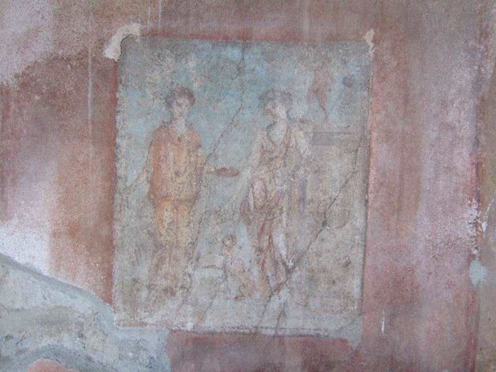 IX.5.14 Pompeii. May 2005. Cubiculum “g”, east wall. Wall painting of Ariadne and Dionysus with panther and a statue of Pan.
See Bragantini, de Vos, Badoni, 1986. Pitture e Pavimenti di Pompei, Parte 3. Rome: ICCD. (p.483).
See Kuivalainen, I., 2021. The Portrayal of Pompeian Bacchus. Commentationes Humanarum Litterarum 140. Helsinki: Finnish Society of Sciences and Letters, (p.127-8, D5).

