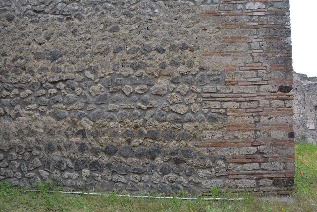 IX.5.14 Pompeii. May 2017. Room “i”, west wall at north end.         
Foto Christian Beck, ERC Grant 681269 DÉCOR.

