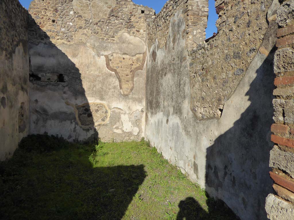 IX.5.16 Pompeii. January 2017. Triclinium d’, looking towards north and east walls.
Foto Annette Haug, ERC Grant 681269 DÉCOR
