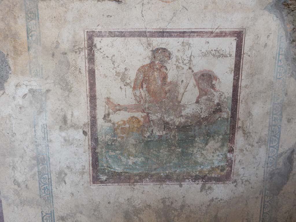 IX.5.16 Pompeii. June 2019. Wall painting in cubiculum f’, on west wall. Photo courtesy of Buzz Ferebee.


