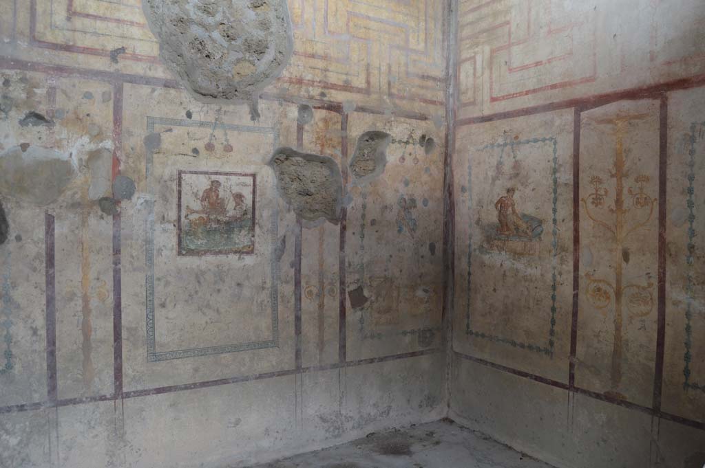 IX.5.16 Pompeii. March 2018. Cubiculum f’, looking towards west wall and north-west corner.
Foto Taylor Lauritsen, ERC Grant 681269 DÉCOR.
