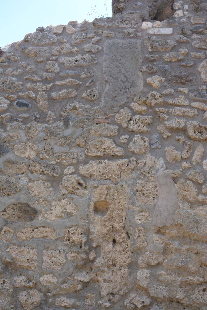 IX.5.18 Pompeii. May 2017. Room “q”, upper south wall above tub/basin.
Foto Christian Beck, ERC Grant 681269 DÉCOR.

