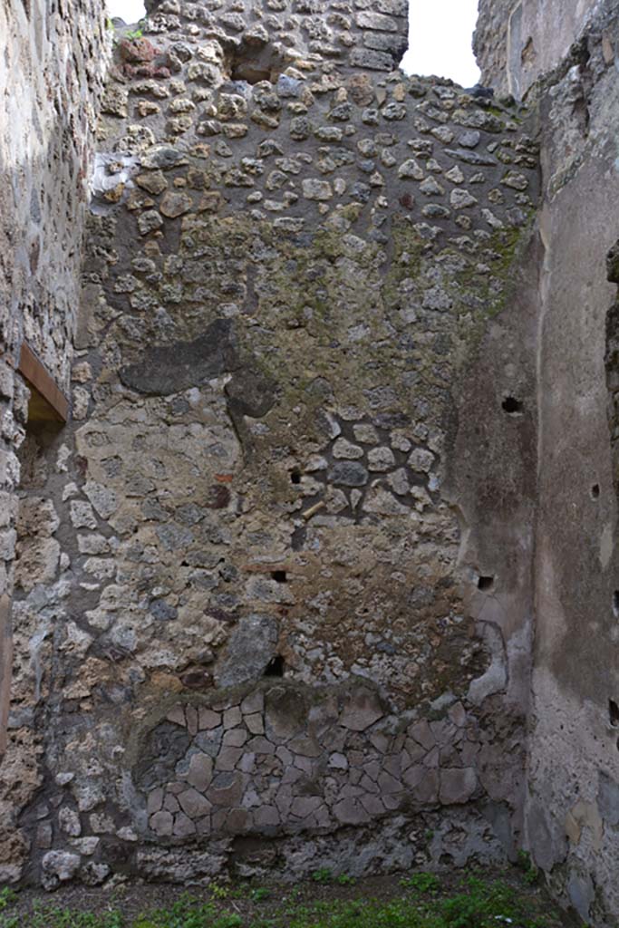 IX.5.18 Pompeii. March 2018. Room “c”, looking towards east wall. 
Foto Annette Haug, ERC Grant 681269 DÉCOR.

