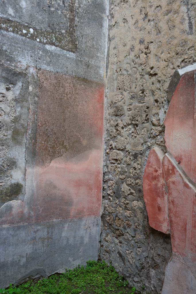 IX.5.18 Pompeii. March 2017. Room e, north-west corner.
Foto Christian Beck, ERC Grant 681269 DÉCOR.

