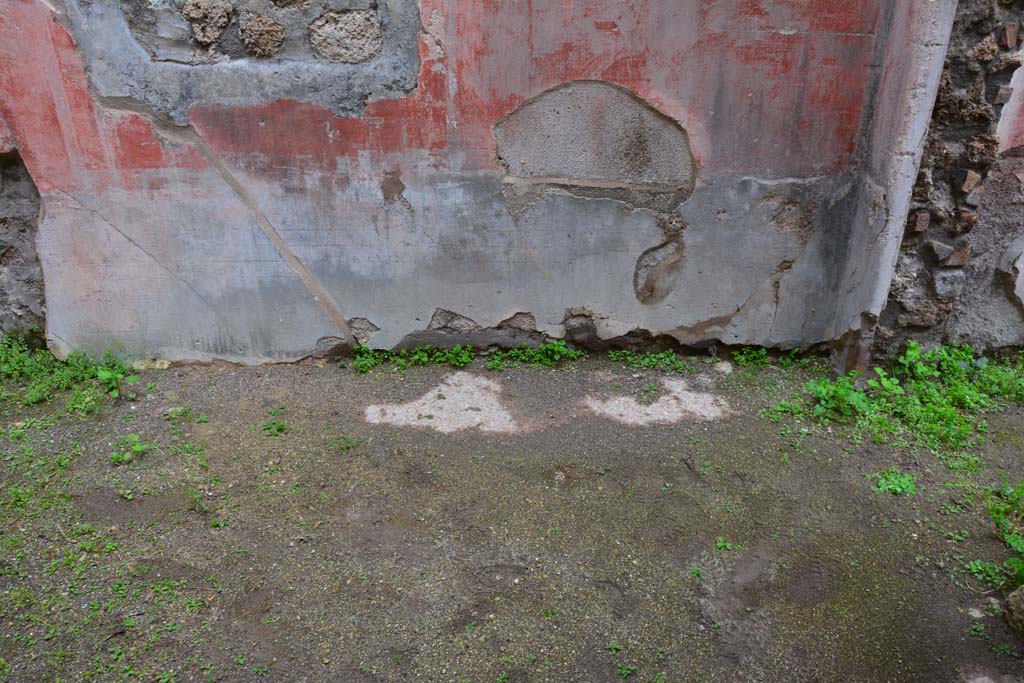 IX.5.18 Pompeii. March 2017. Room e, zoccolo on lower north wall.
Foto Christian Beck, ERC Grant 681269 DÉCOR.

