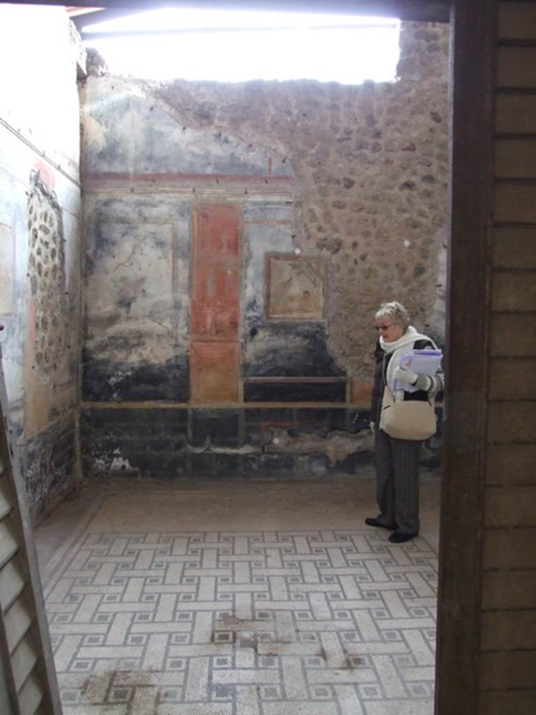 IX.8.6 Pompeii. December 2007. Room 40, cubiculum, looking east.