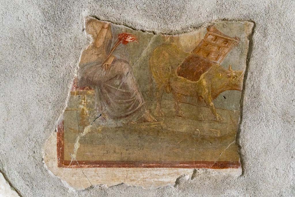 IX.13.1-3 Pompeii. October 2021. Room 17, remains of mythological painting on east wall. Photo courtesy of Johannes Eber.