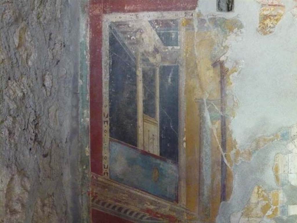 IX.13.1-3 Pompeii. May 2012. Room 17, detail from south wall in south-east corner.
Photo courtesy of Buzz Ferebee.
