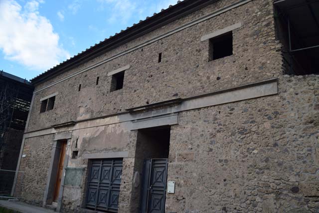 IX.13.1-3 Pompeii. November 2016. Looking west along exterior frontage, and doorways. Photo courtesy of Marie Schulze.
