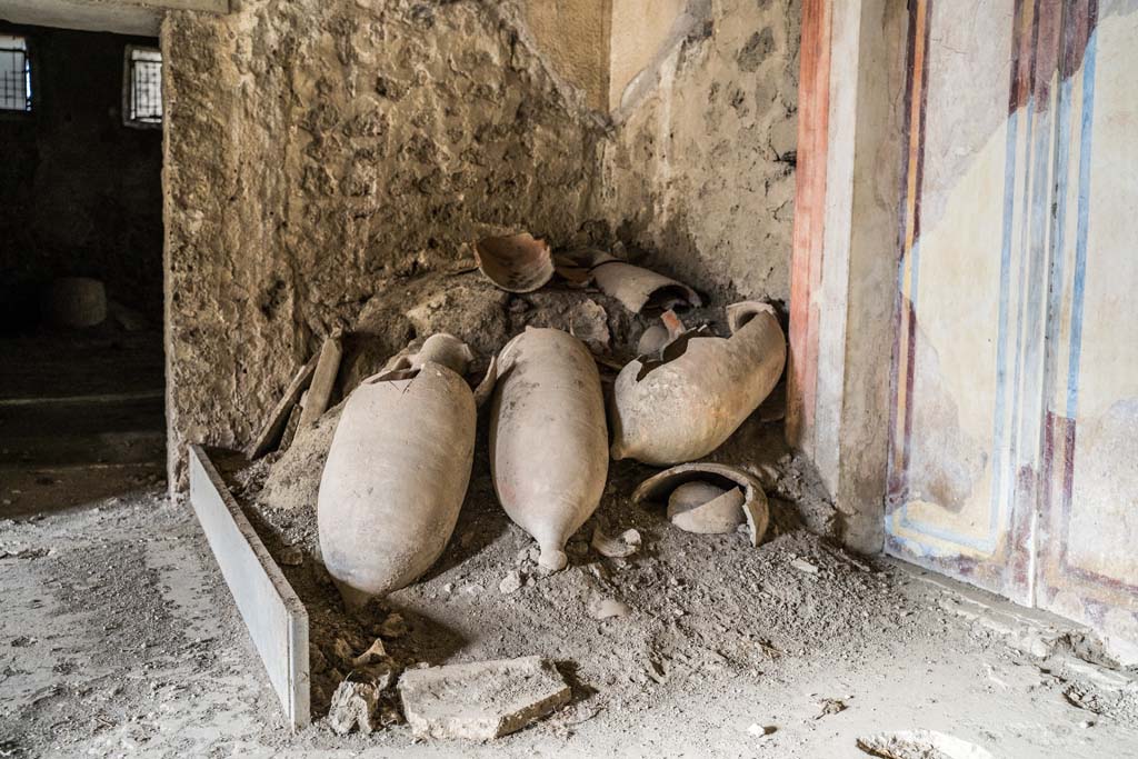 IX.13.3 Pompeii. October 2021. Room 1, west wall. Photo courtesy of Johannes Eber.