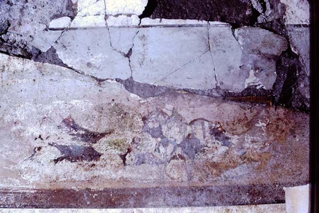 IX.13.1-3 Pompeii. March 2009. Room 9, east wall. Painting of bird and bowl.