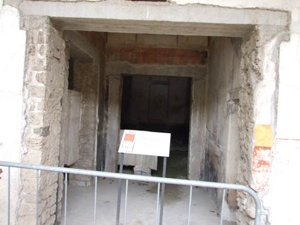 IX.13.1-3 Pompeii. March 2009. Doorway to antechamber and room 12.
