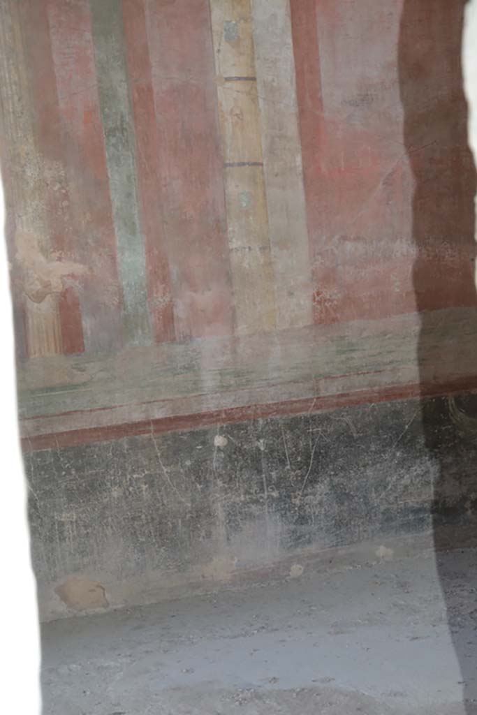 IX.14.4 Pompeii. September 2019. Room 3, lower east wall at north end, (continuation).
Foto Annette Haug, ERC Grant 681269 DÉCOR.
