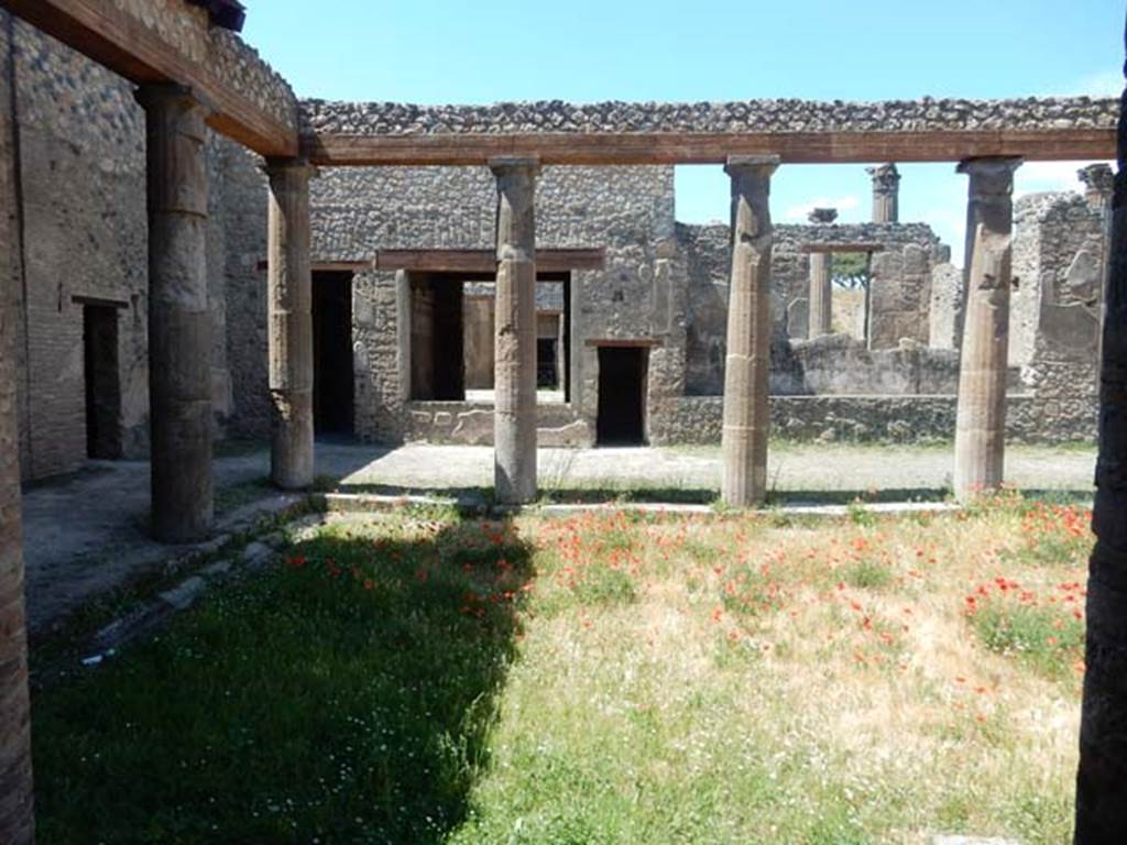 IX.14.4 Pompeii. May 2017. Looking north across peristyle from room 3. Photo courtesy of Buzz Ferebee.