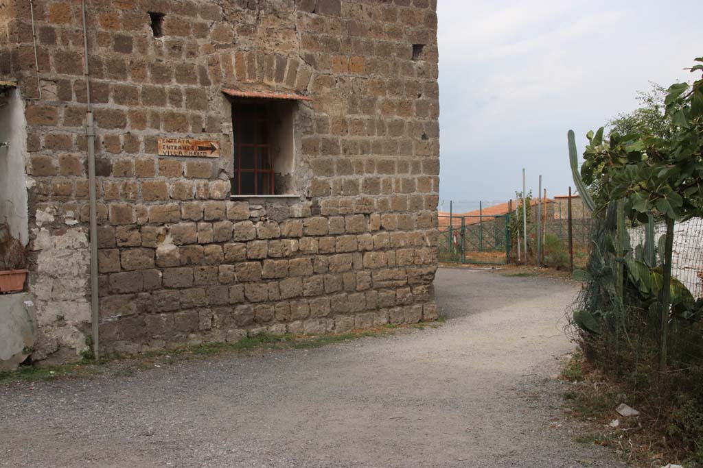 Villa San Marco, Stabiae, September 2019. Pathway to Villa entrance at side of building at north side of car-park.
Photo courtesy of Klaus Heese.

