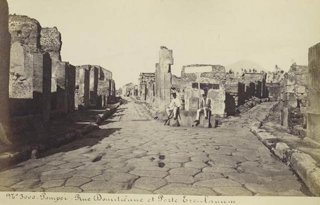 Via Consolare (on left) and Vicolo di Narciso. Looking north. Photograph by Amodio, no.3000, from album date c.1873. Photo courtesy of Rick Bauer.
