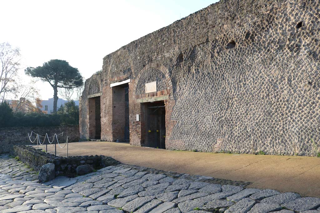 Via Stabiana, west side, Pompeii. December 2018. 
Looking south-west towards entrances at VIII.7.16, 17, 18 and 19. Photo courtesy of Aude Durand.

