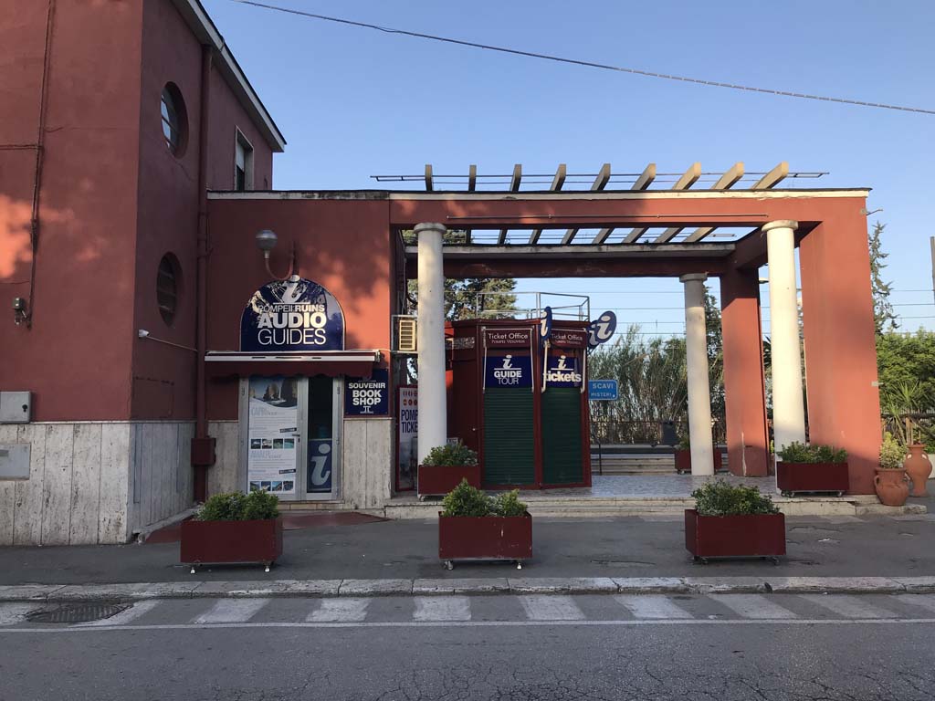 Via Villa dei Misteri. April 2019. Area on north side of station. Photo courtesy of Rick Bauer.