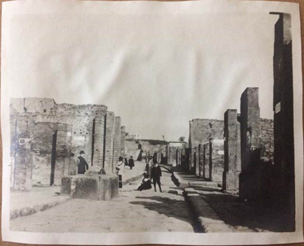 Via dell’Abbondanza, Pompeii. August 27, 1904. Looking east. Photo courtesy of Rick Bauer.
