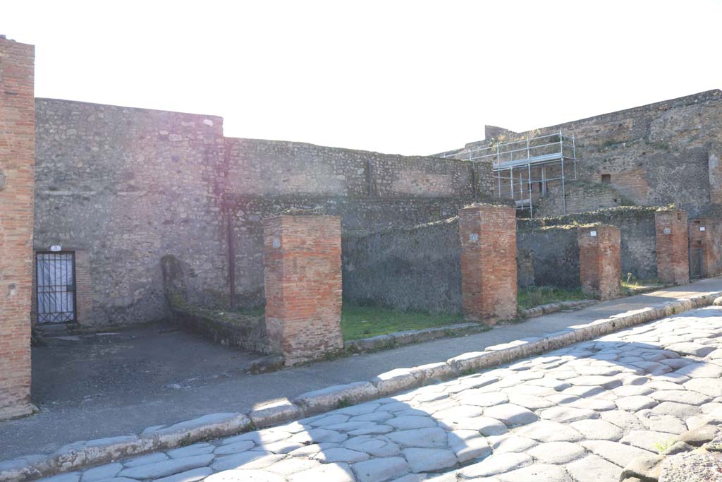 Via delle Terme, Pompeii. December 2018. 
Looking south-west along north side of VII.5 insula, from VII.5.3, on left, towards VII.5.7, on right. Photo courtesy of Aude Durand.
