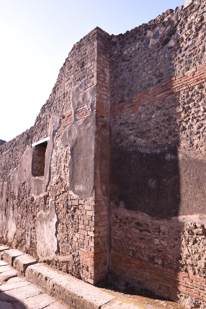 Vicolo del Citarista, west side, Pompeii. October 2019. Looking south.      
Foto Tobias Busen, ERC Grant 681269 DÉCOR.

